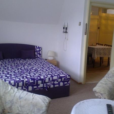 Byt - Apartman Apartment Vetrni Екстериор снимка